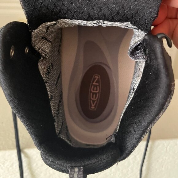 Keen Dry Waterproof Hiking Boots, like new - Picture 5 of 14